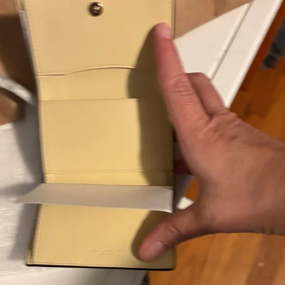 Coach Micro Women's Wallet in Color Moonlight - Picture 4 of 8